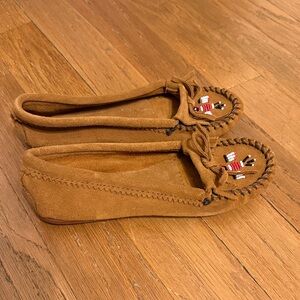 Minnetonka Thunderbird Moccasins